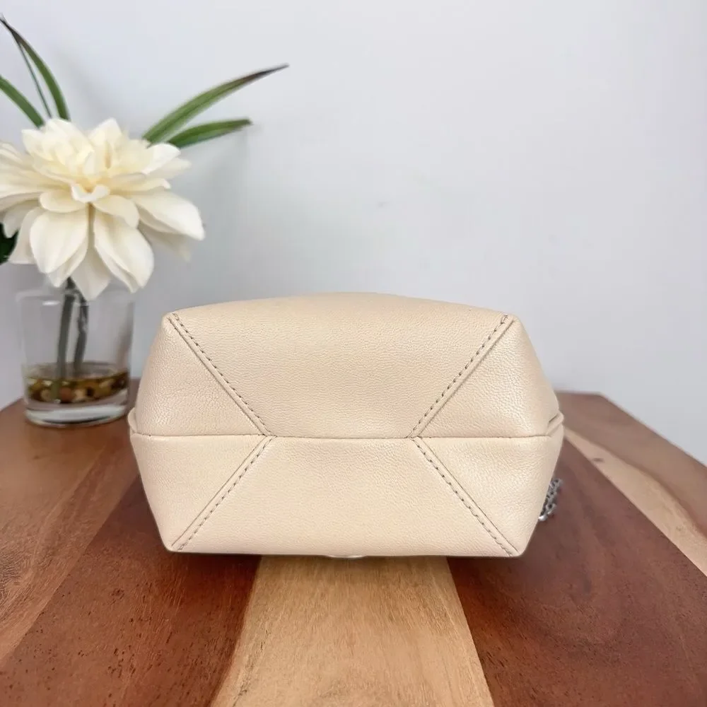NWT Tory Burch Willa Mini Bucket‎ Bag